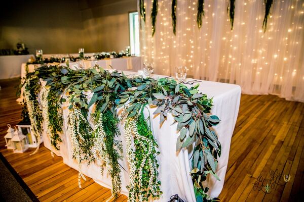 Classic-Elegant Decor Wedding at the Bonnie Glen Pavilion — photo 9 of 37