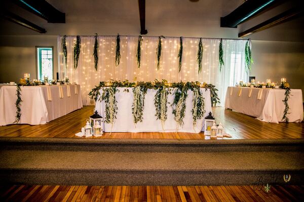 Classic-Elegant Decor Wedding at the Bonnie Glen Pavilion — photo 1 of 37