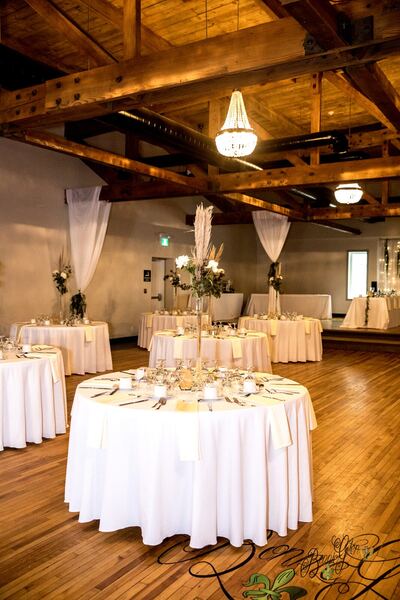 Classic-Elegant Decor Wedding at the Bonnie Glen Pavilion — photo 21 of 37