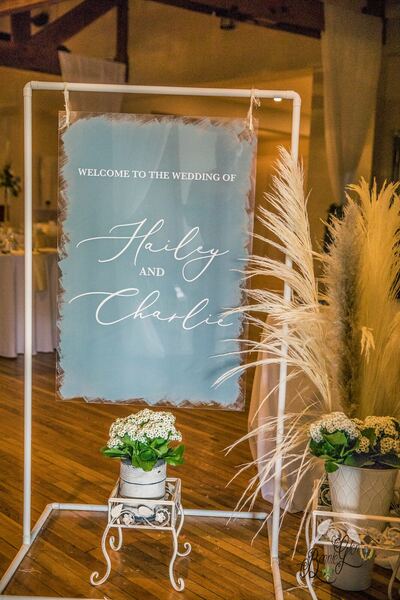Classic-Elegant Decor Wedding at the Bonnie Glen Pavilion — photo 12 of 37