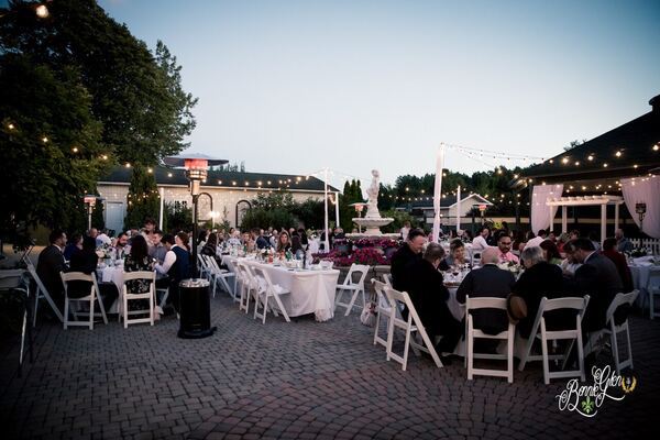 Outdoor Decor Wedding at the Bonnie Glen Pavilion — photo 25 of 40