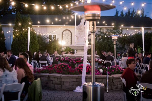 Outdoor Decor Wedding at the Bonnie Glen Pavilion — photo 31 of 40