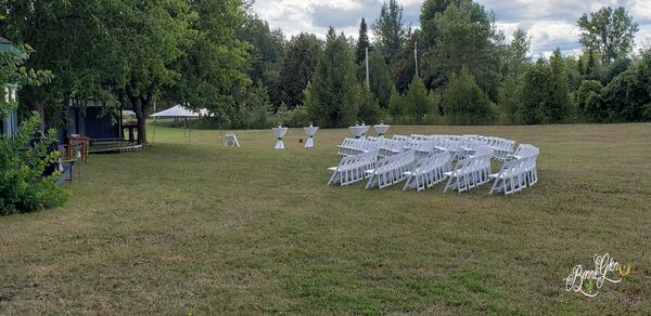 Outdoor Decor Wedding at the Bonnie Glen Pavilion — photo 3 of 40