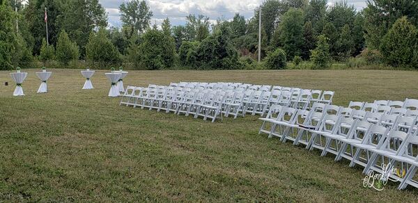 Outdoor Decor Wedding at the Bonnie Glen Pavilion — photo 2 of 40