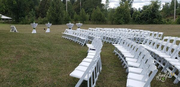 Outdoor Decor Wedding at the Bonnie Glen Pavilion — photo 1 of 40