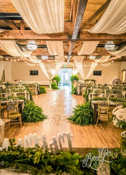 Romantic Decor Wedding at the Bonnie Glen Pavilion — photo 45 of 63