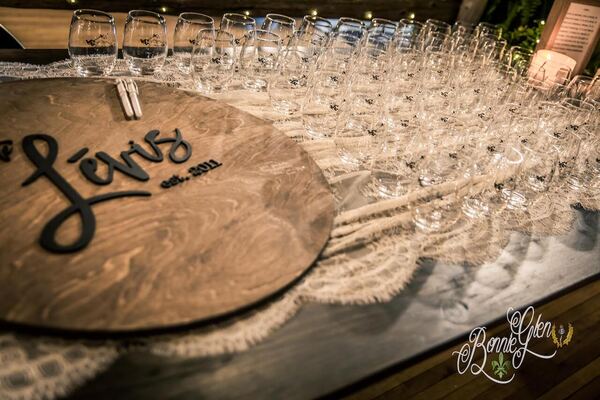 Romantic Decor Wedding at the Bonnie Glen Pavilion — photo 58 of 63