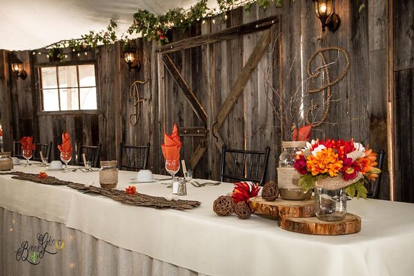 Rustic Decor Wedding at the Bonnie Glen Pavilion — photo 2 of 13