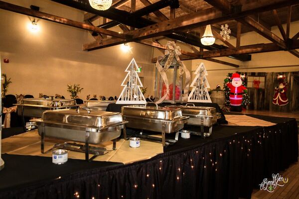 Xmas Decorations at the Bonnie Glen Pavilion — photo 18 of 27