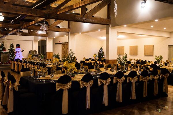 Xmas Decorations at the Bonnie Glen Pavilion — photo 22 of 27